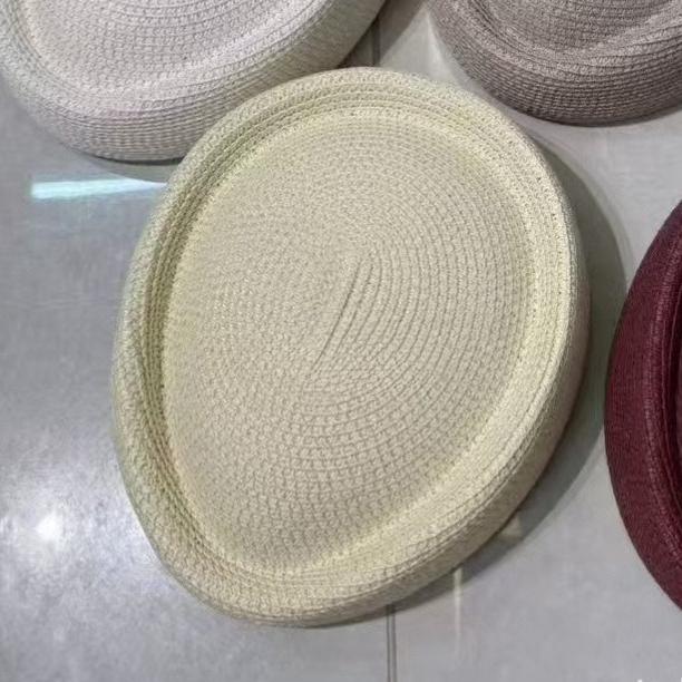 2026 Summer Paper Straw Uniform Party Stewardess Teardrop Hat for Women Hostess Fashion Pillbox Hat Vintage Painter Berets Hat 55-58cm молоко, білий колір
2026 Summer Paper Straw Uniform Party Stewardess Teardrop Hat for Women Hostess Fashion Pillbox Hat Vintage Painter Berets Hat 55-58cm молоко, білий колір