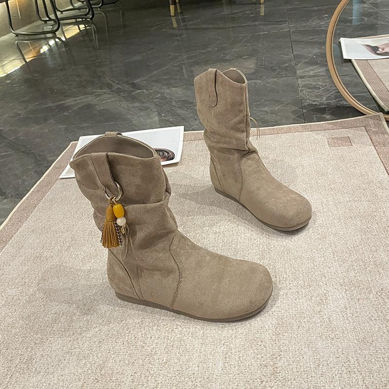 Fashion Women Vintage Short Boots 2025 Autumn Winter New Round Toe Fashion Casual Flats Comfortable Outdoor Non Slip Frosted Suede Boots 35 хаки
Fashion Women Vintage Short Boots 2025 Autumn Winter New Round Toe Fashion Casual Flats Comfortable Outdoor Non Slip Frosted Suede Boots 35 хаки
