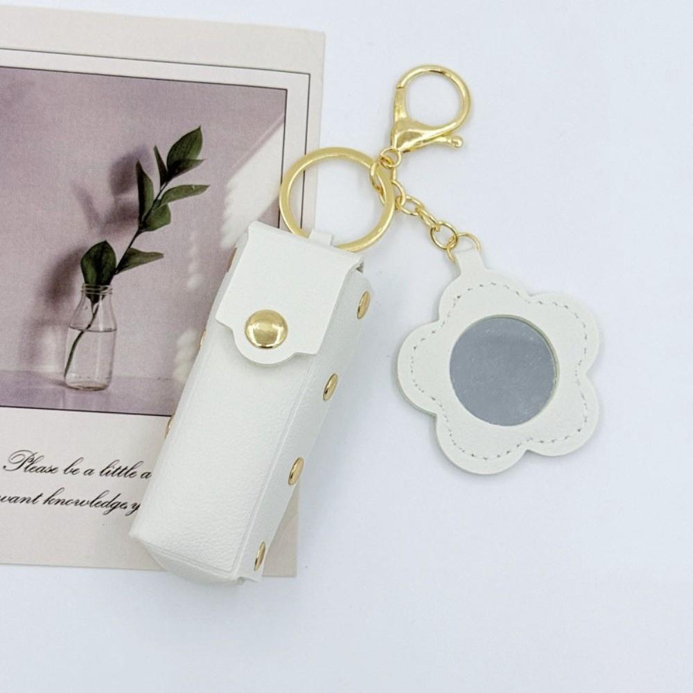 New PVC Lipstick Bags Various Colors Mini Size Lipstick Pouch Heart-Shaped Mirror Keychain Small Cosmetic Bag Daily Carry білий
New PVC Lipstick Bags Various Colors Mini Size Lipstick Pouch Heart-Shaped Mirror Keychain Small Cosmetic Bag Daily Carry білий