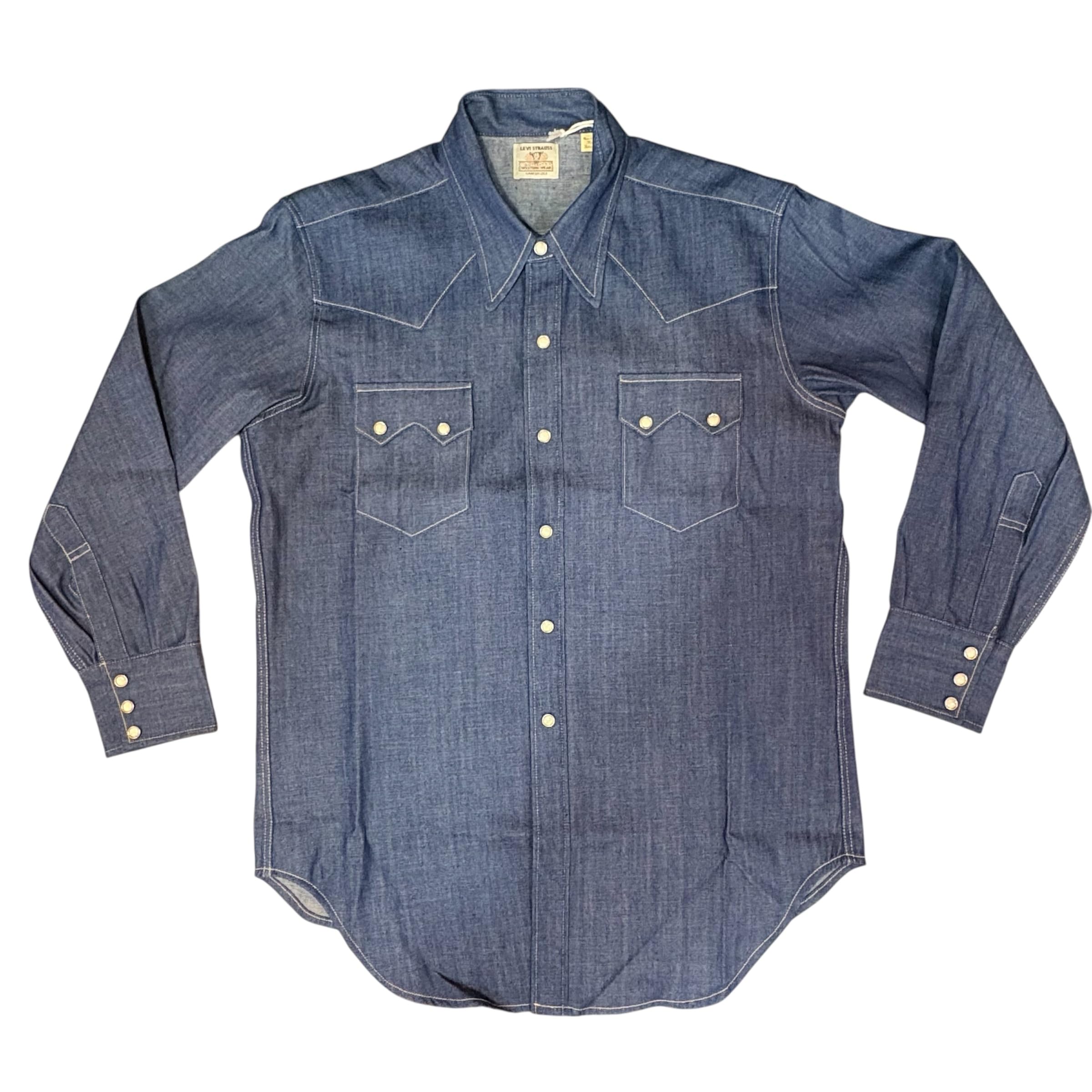 Levi s SHORTHORN SHIRT denim shirt jacket 001L7-0002 dark indigo M
Levi s SHORTHORN SHIRT denim shirt jacket 001L7-0002 dark indigo M