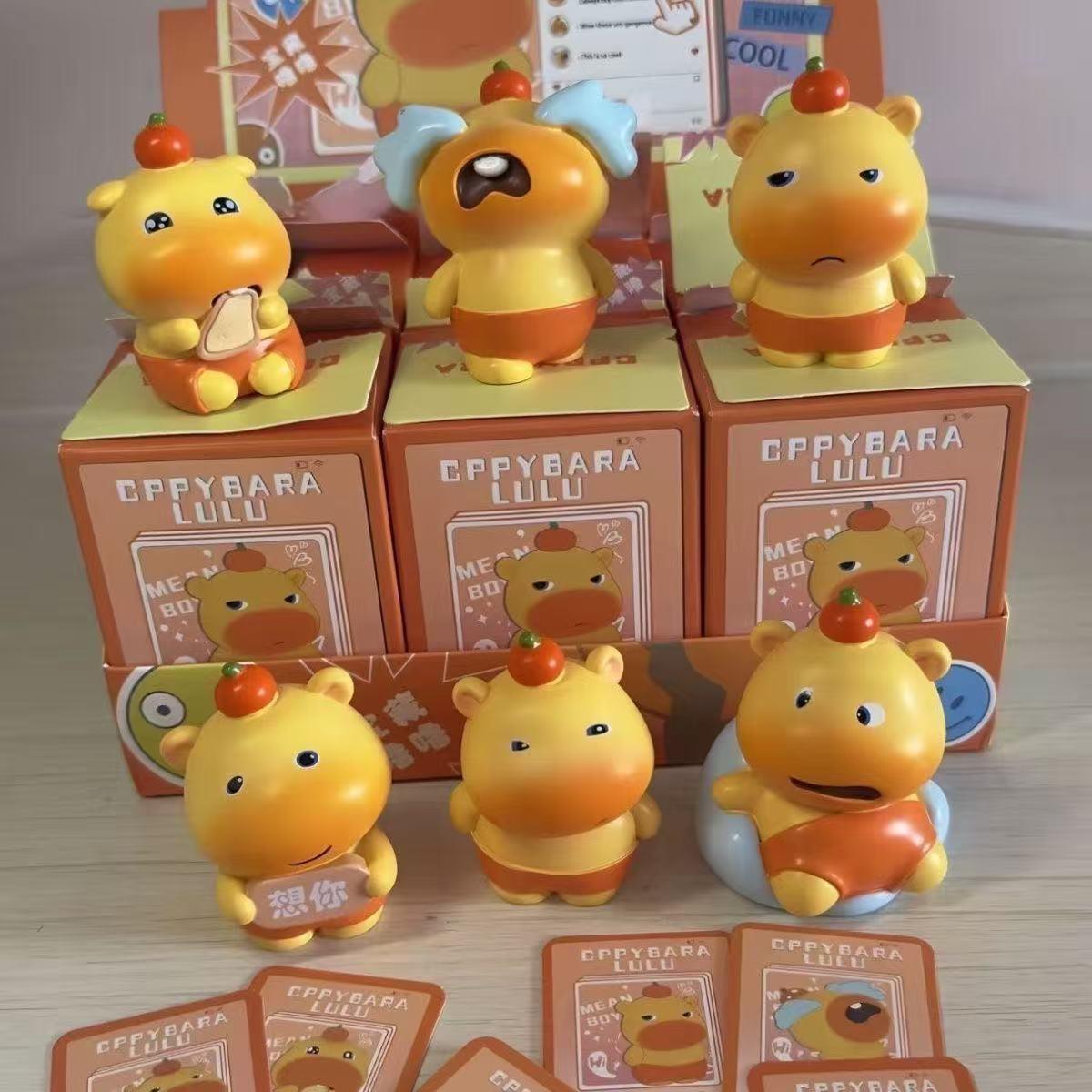 Trendy Capybara Dudu Ornament: Cute, Creative Blind Box Figurine
Trendy Capybara Dudu Ornament: Cute, Creative Blind Box Figurine