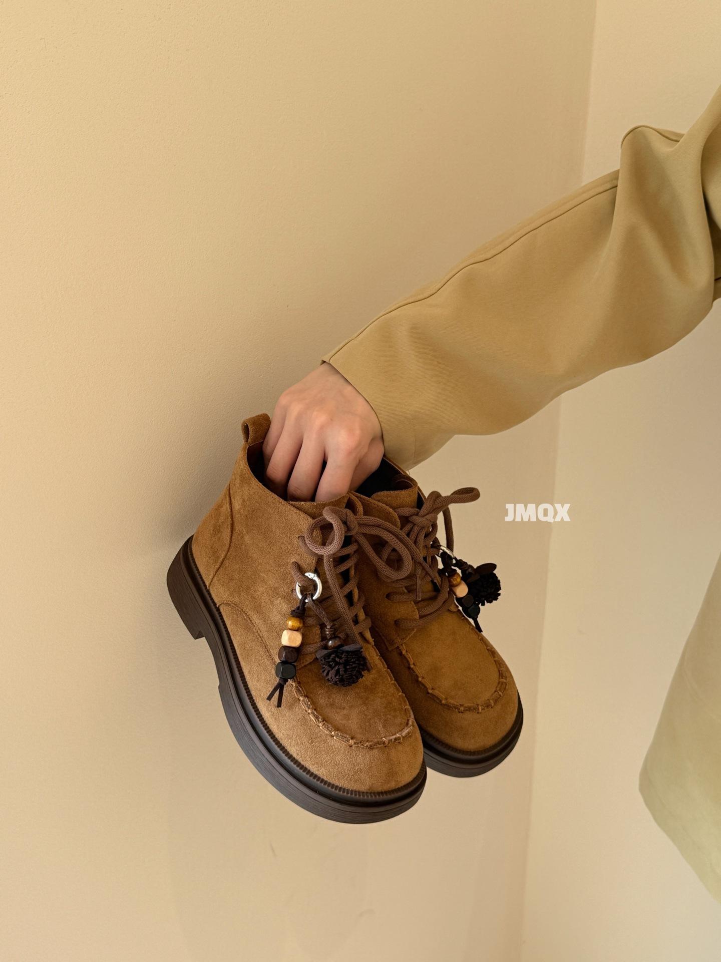 Европейская станция 2025 Осень Новые Ботинки Мартин на платформе из матовой кожи Женские ботинки в британском стиле Короткие ботинки Повседневные одиночные ботинки Тренд 39 верблюд
Европейская станция 2025 Осень Новые Ботинки Мартин на платформе из матовой кожи Женские ботинки в британском стиле Короткие ботинки Повседневные одиночные ботинки Тренд 39 верблюд