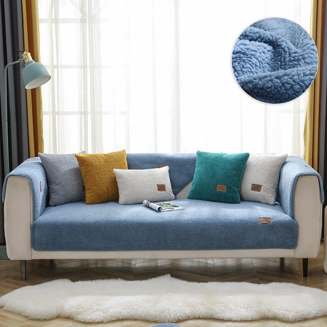 Современные чехлы на диван для гостиной, зимние чехлы для дивана из овечьей шерсти, диван-полотенце, утепленный плюшевый мягкий противоскользящий чехол для дивана для дома 90x210 CM синий
Современные чехлы на диван для гостиной, зимние чехлы для дивана из овечьей шерсти, диван-полотенце, утепленный плюшевый мягкий противоскользящий чехол для дивана для дома 90x210 CM синий
