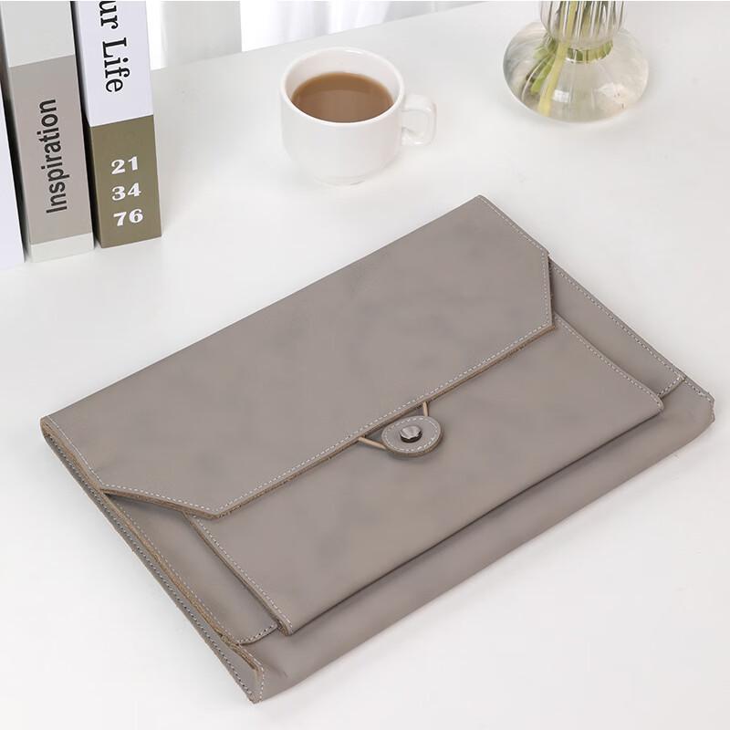 Genuine Leather 14-inch Laptop Sleeve
Genuine Leather 14-inch Laptop Sleeve