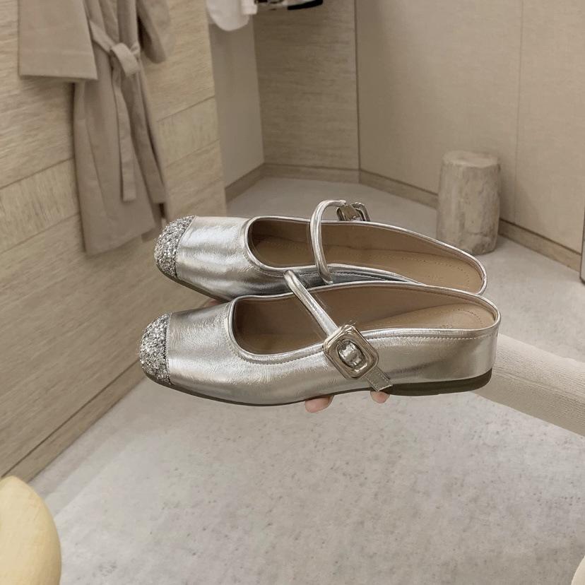 Овчина виноградная мать 4см внутренняя высота увеличение блеск сращивание одно слово квадратная голова ленивый мешок голова половина тапочек женская летняя одежда 40 серебряный
Овчина виноградная мать 4см внутренняя высота увеличение блеск сращивание одно слово квадратная голова ленивый мешок голова половина тапочек женская летняя одежда 40 серебряный