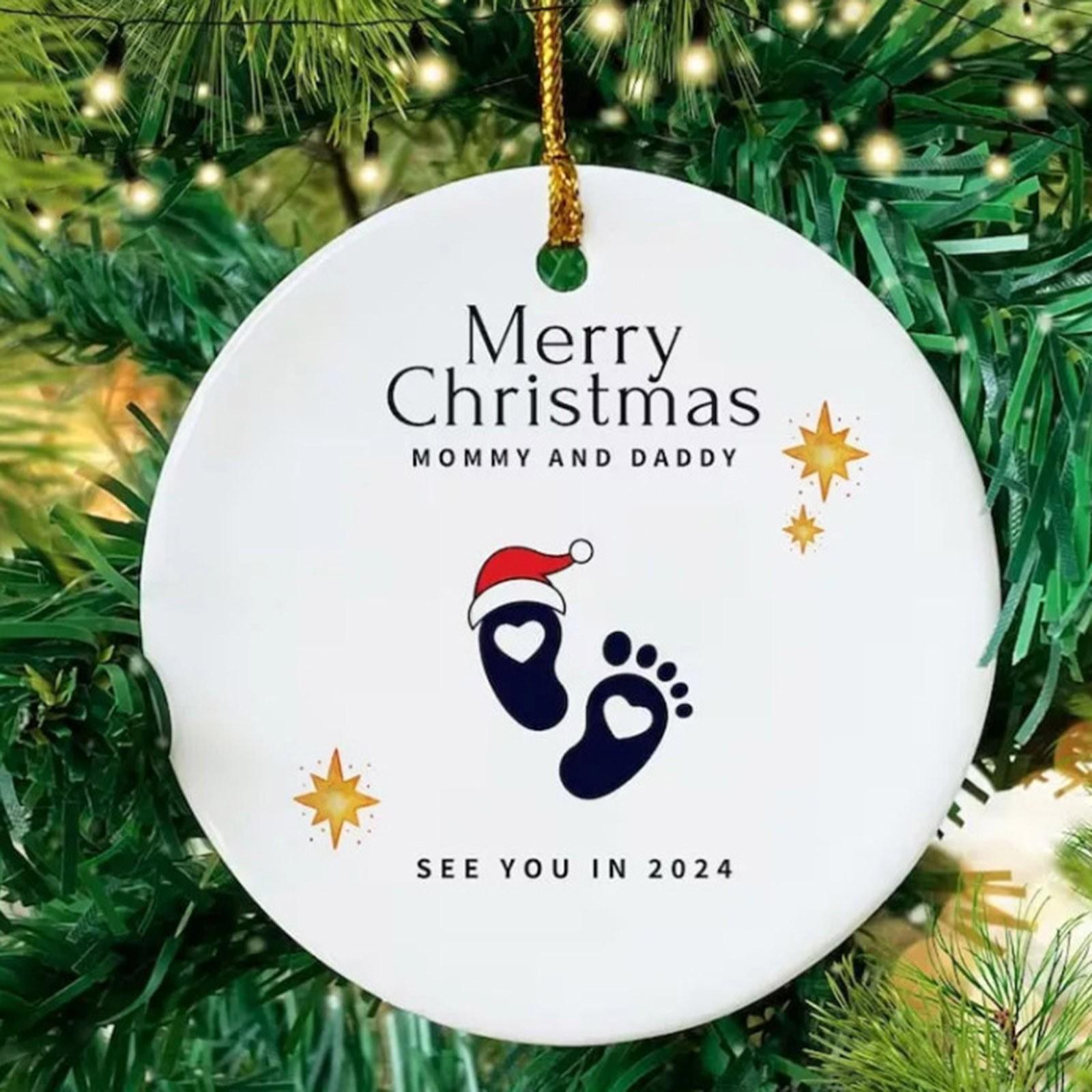 Christmas Tree Ornament for Expecting Parents Ceramic Round Hanging Decoration with Footprints and Holiday Message Suitable for New Moms and Dads
Christmas Tree Ornament for Expecting Parents Ceramic Round Hanging Decoration with Footprints and Holiday Message Suitable for New Moms and Dads