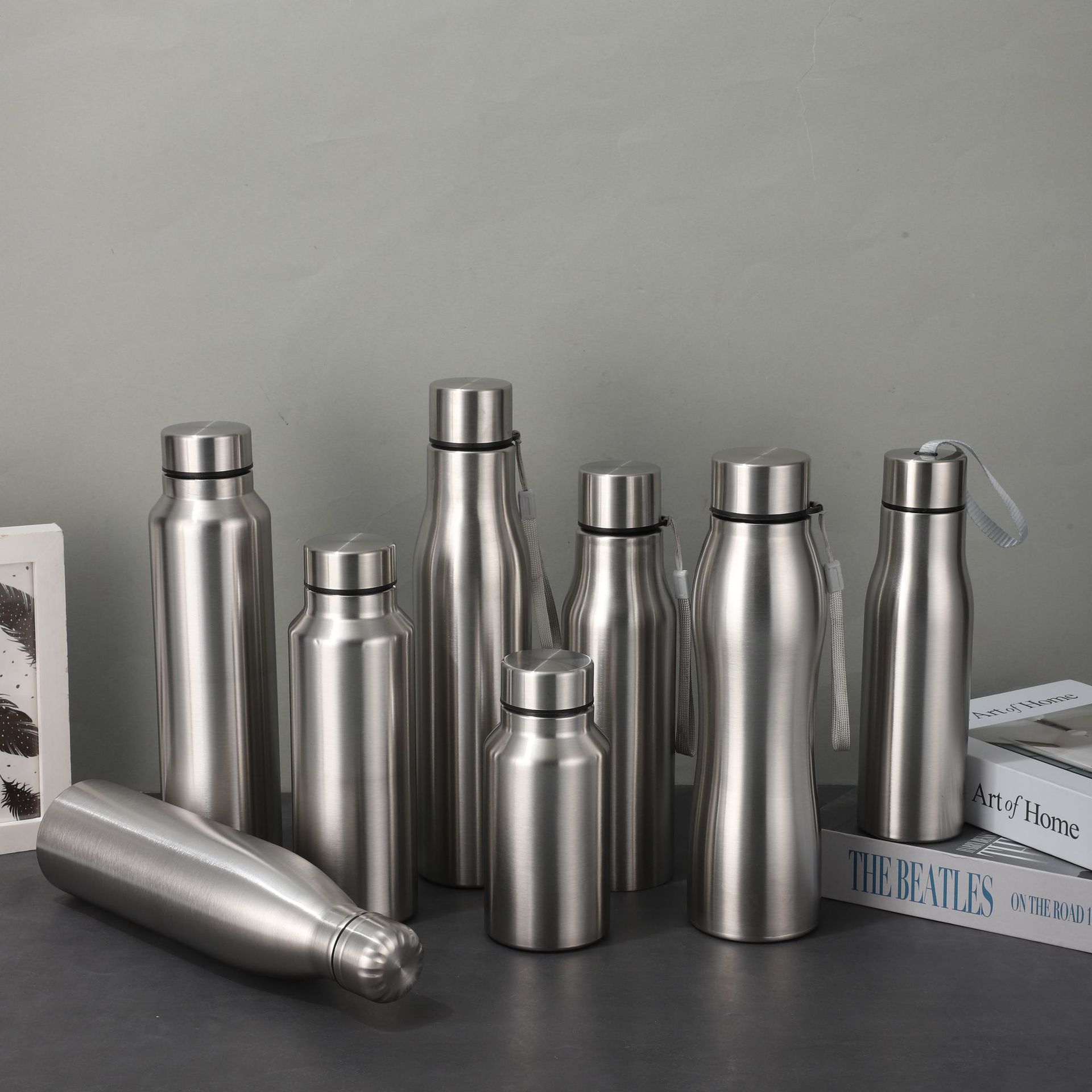 Stainless Steel Sport Water Bottle High Quality Single-layer Rugged Water Cup Metal Flask Drinkware Camping Sports Portable Cups 750ml
Stainless Steel Sport Water Bottle High Quality Single-layer Rugged Water Cup Metal Flask Drinkware Camping Sports Portable Cups 750ml