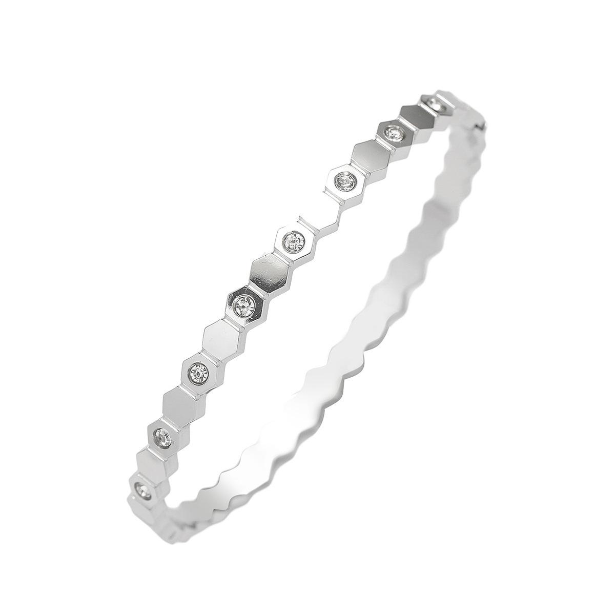 Women s Hexagonal Petite Stainless Steel Bracelet - Diamond Accented Temperament Bangle Gift Jewelry
Women s Hexagonal Petite Stainless Steel Bracelet - Diamond Accented Temperament Bangle Gift Jewelry
