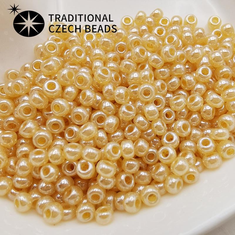 Czech Handmade Shiosha Pearl-Colored Glass Seed Beads for DIY Jewelry Accessories 4mm (10g approx. 150 beads/bottle)
Czech Handmade Shiosha Pearl-Colored Glass Seed Beads for DIY Jewelry Accessories 4mm (10g approx. 150 beads/bottle)