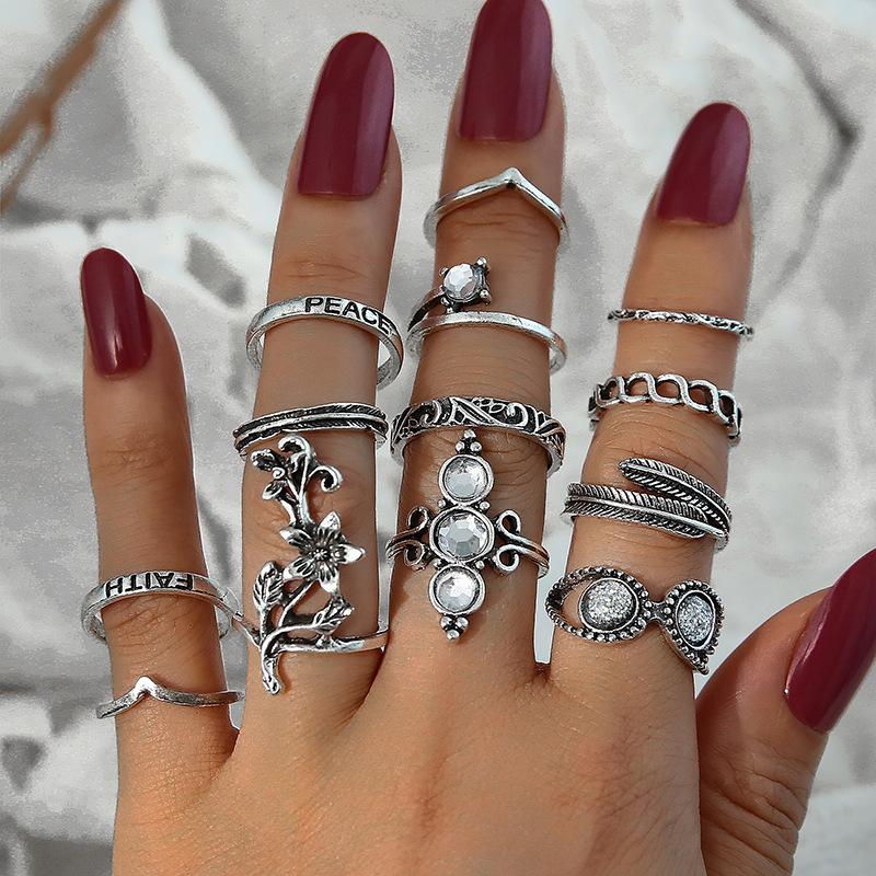 Retro Exaggerated Personality Women S Imitation Opal Feather Engraved Ring 13-Piece Set Combination
Retro Exaggerated Personality Women S Imitation Opal Feather Engraved Ring 13-Piece Set Combination