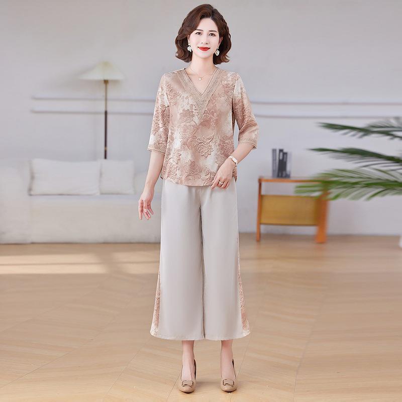 2026 New Stylish Chiffon Suit for Middle-aged & Elderly Women - Spring/Summer Two-piece Set XL рожевий/персиковий
2026 New Stylish Chiffon Suit for Middle-aged & Elderly Women - Spring/Summer Two-piece Set XL рожевий/персиковий