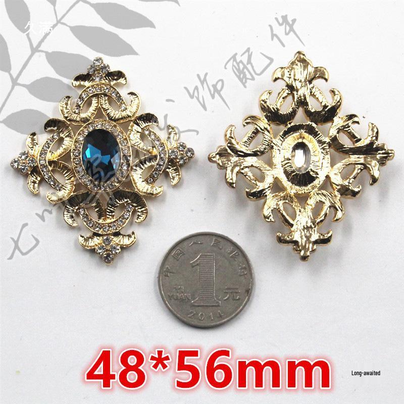 Rhombus Pattern Gold Base Diamond Plate with White & Light Coffee Alloy, 48x56mm Hollowed-Out Court Style. Royal Blue (1 piece)
Rhombus Pattern Gold Base Diamond Plate with White & Light Coffee Alloy, 48x56mm Hollowed-Out Court Style. Royal Blue (1 piece)