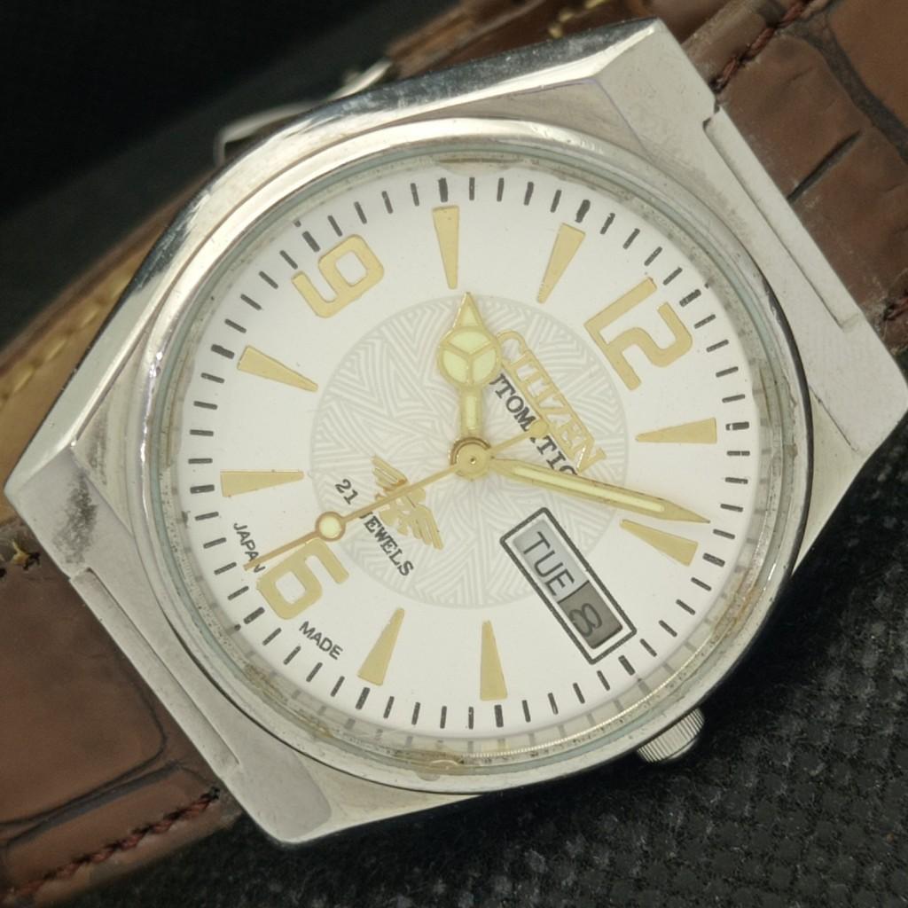 Б/У винтажные мужские часы Citizen Automatic 8200A Япония с функцией день/дата, белые a311352-9 SKU593a-a311352
Б/У винтажные мужские часы Citizen Automatic 8200A Япония с функцией день/дата, белые a311352-9 SKU593a-a311352