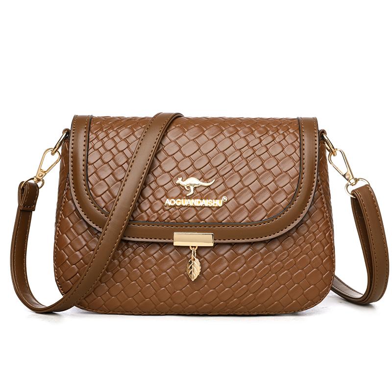 Высококачественная мягкая сумка через плечо из ПУ кожи, модная женская сумка через плечо, повседневная сумка через плечо, подходящая для ежедневного использования и шопинга 22 cm×6 cm×15 cm коричневый
Высококачественная мягкая сумка через плечо из ПУ кожи, модная женская сумка через плечо, повседневная сумка через плечо, подходящая для ежедневного использования и шопинга 22 cm×6 cm×15 cm коричневый