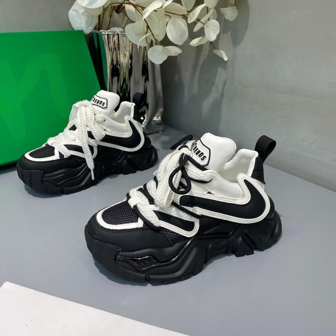 Весенние новые туфли Ins Tide Little White Shoes Белые туфли Женские спортивные и развлекательные туфли для сноуборда 40 чёрный
Весенние новые туфли Ins Tide Little White Shoes Белые туфли Женские спортивные и развлекательные туфли для сноуборда 40 чёрный