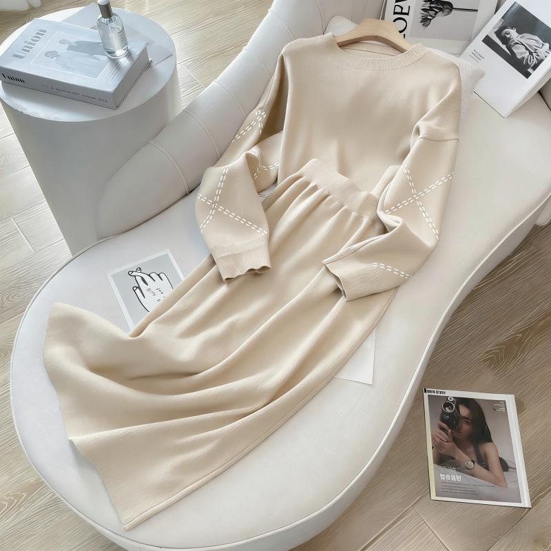 Temperament 6927-2: Elegant Casual Knit Suit for Women - Autumn/Winter Slimming Style for Daily Commute Wear Large абрикосовый
Temperament 6927-2: Elegant Casual Knit Suit for Women - Autumn/Winter Slimming Style for Daily Commute Wear Large абрикосовый
