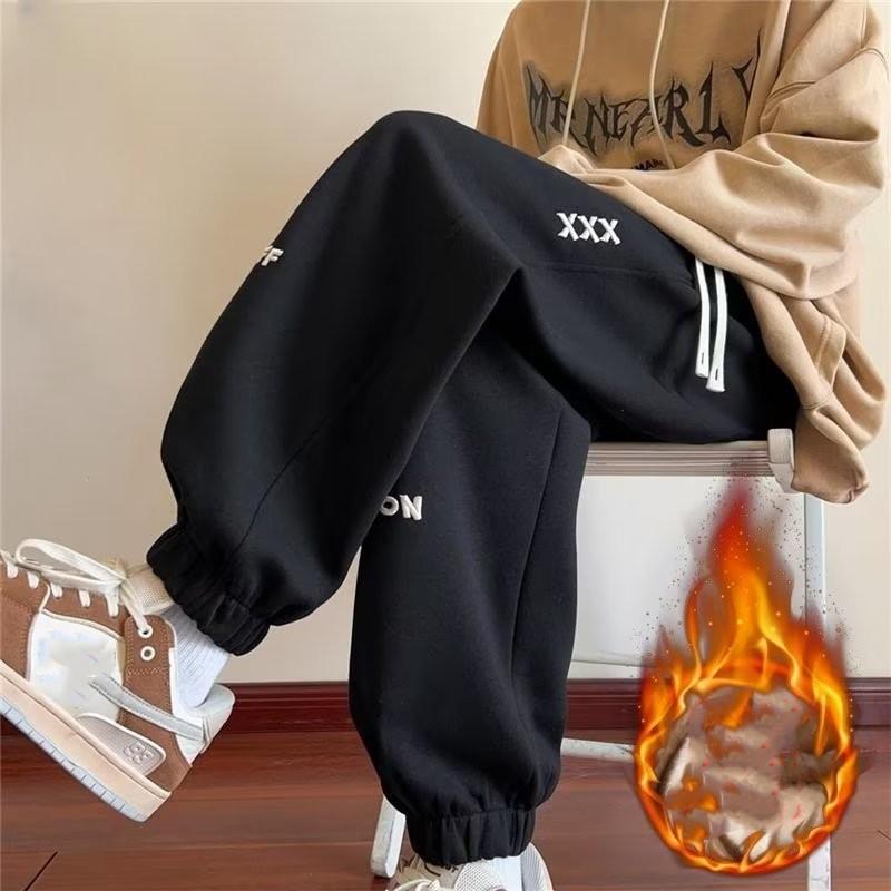 Мужские флисовые спортивные штаны свободного кроя с манжетами на штанинах и вышивкой для осени/зимы L чёрный
Мужские флисовые спортивные штаны свободного кроя с манжетами на штанинах и вышивкой для осени/зимы L чёрный