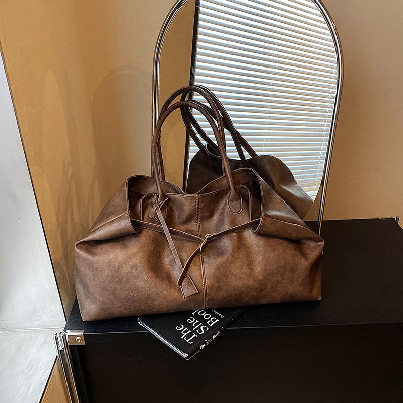 Популярные сумки женская новая модная универсальная сумка через плечо большой вместимости сумка-тоут сумка для поездок на работу
Популярные сумки женская новая модная универсальная сумка через плечо большой вместимости сумка-тоут сумка для поездок на работу