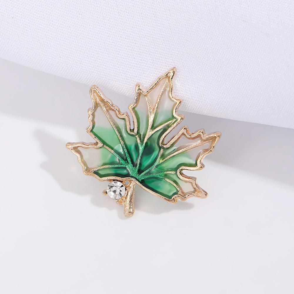 Брошь «Кленовый лист», инкрустированная бриллиантами, брошь «Модный темперамент», брошь «Нишевый элитный», брошь «Съемный фиксированный антибликовый»
Брошь «Кленовый лист», инкрустированная бриллиантами, брошь «Модный темперамент», брошь «Нишевый элитный», брошь «Съемный фиксированный антибликовый»