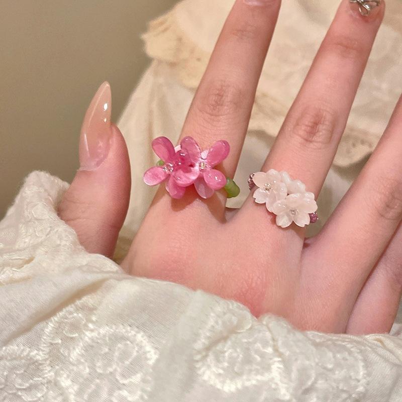 Rice bead glass bead flower beaded ring simple pastoral design ring fashionable sweet fresh jewelry
Rice bead glass bead flower beaded ring simple pastoral design ring fashionable sweet fresh jewelry