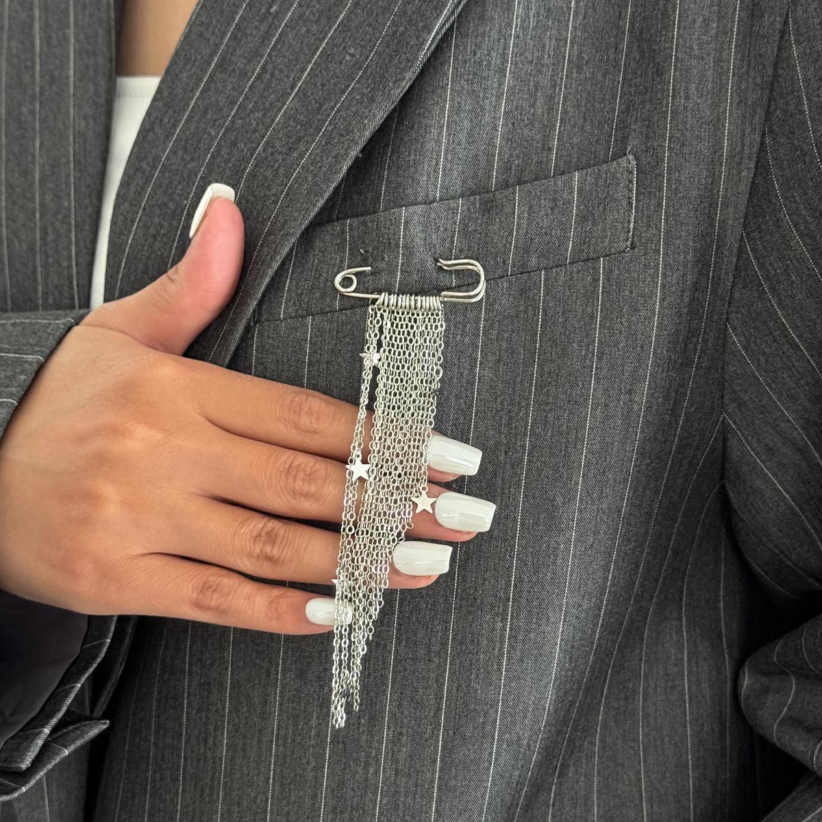 Ingemak Unique Design Irregular Star Tassel Pendant Brooches Women Vintage Sliver Color Metal Shirt Collar Lapel Pin Accessories
Ingemak Unique Design Irregular Star Tassel Pendant Brooches Women Vintage Sliver Color Metal Shirt Collar Lapel Pin Accessories