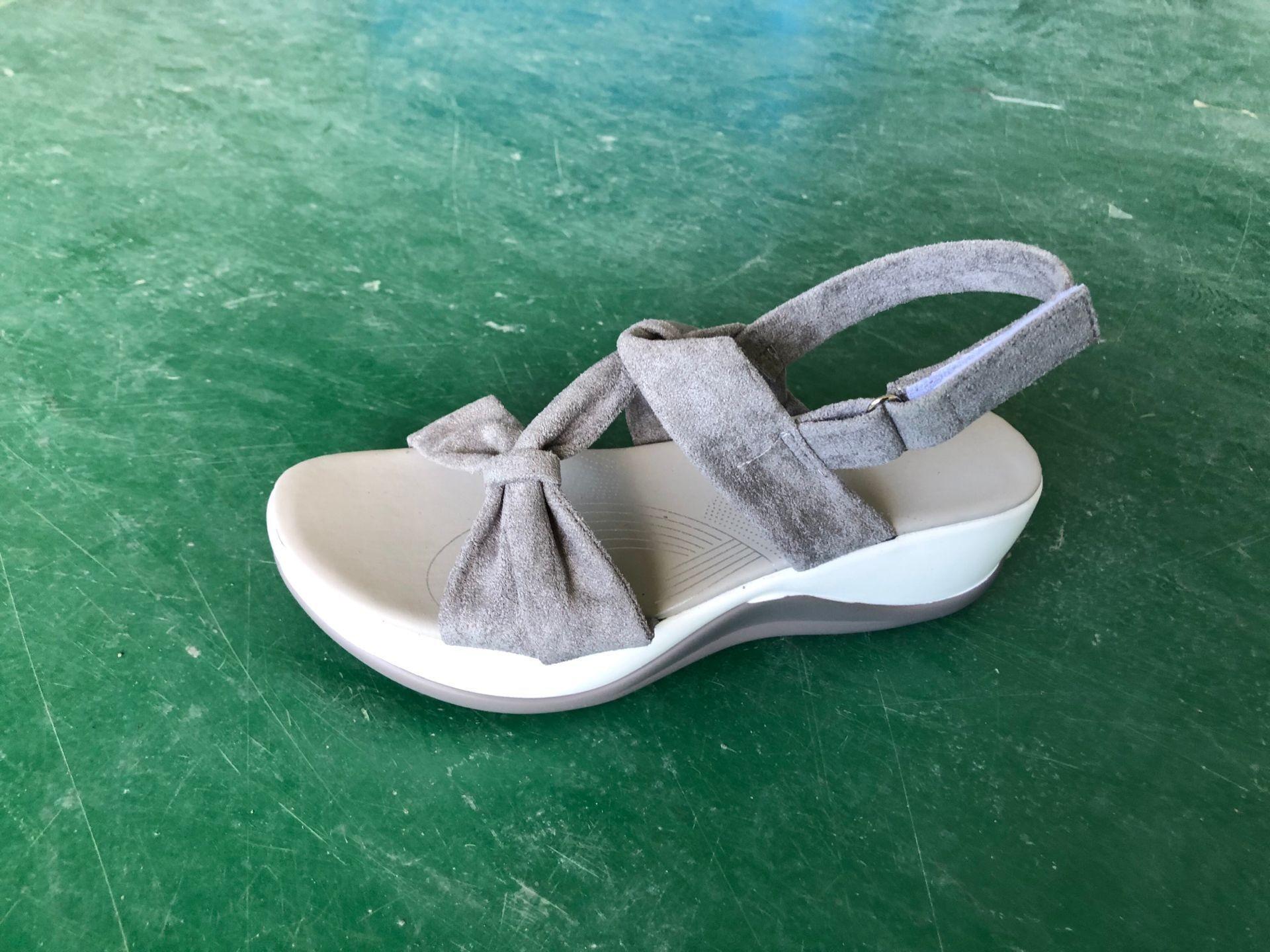 New flat-soled platform women s sandals 2025 summer European and American Bohemian Velcro cross muffin sandals 43 сірий колір
New flat-soled platform women s sandals 2025 summer European and American Bohemian Velcro cross muffin sandals 43 сірий колір