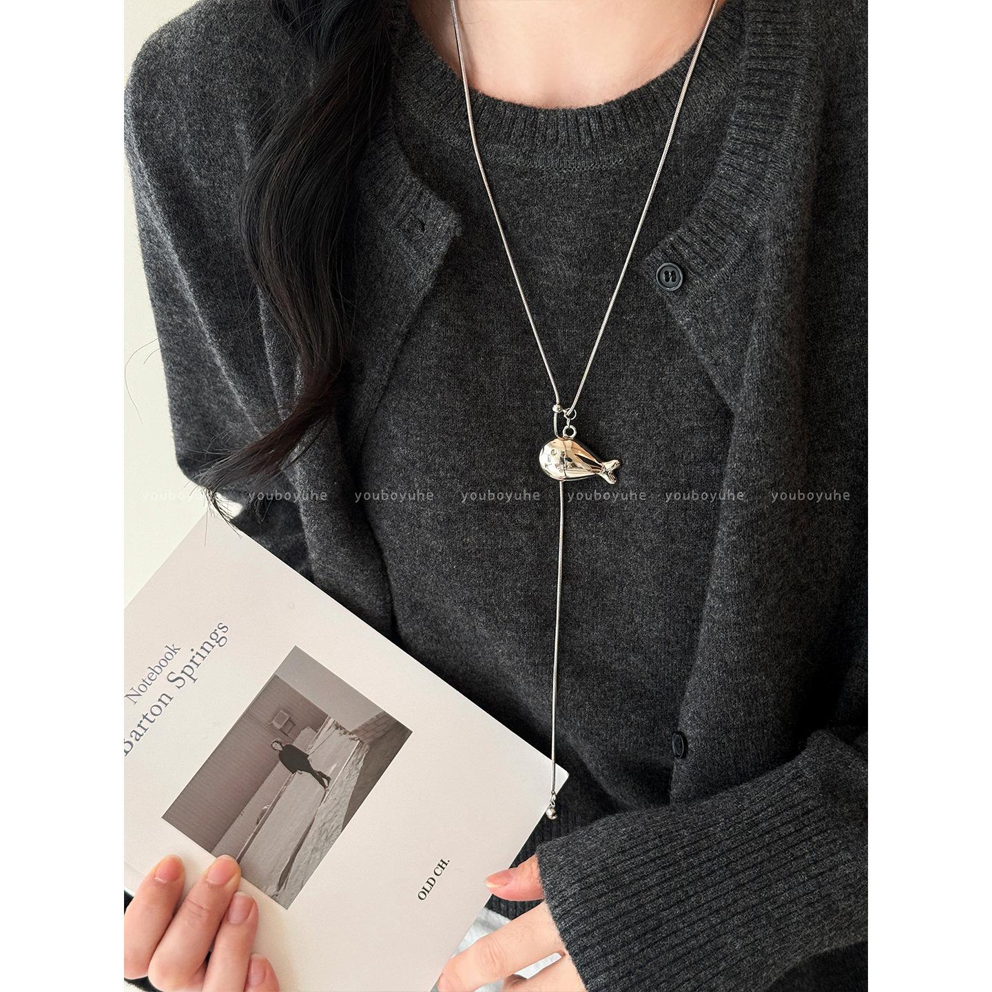 Korean Minimalist Copper Color Small Fish Pendant Long Pull Chain Necklace for Women Fashion Daily Versatile Commuting Zircon
Korean Minimalist Copper Color Small Fish Pendant Long Pull Chain Necklace for Women Fashion Daily Versatile Commuting Zircon
