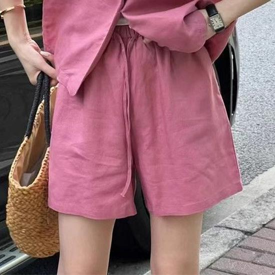 Dopamine French Chic New Chinese Style Summer Suit: Elegant Top & Wide-Leg Shorts, Retro Versatile Two-Piece Set S 80-120 Jin
Dopamine French Chic New Chinese Style Summer Suit: Elegant Top & Wide-Leg Shorts, Retro Versatile Two-Piece Set S 80-120 Jin
