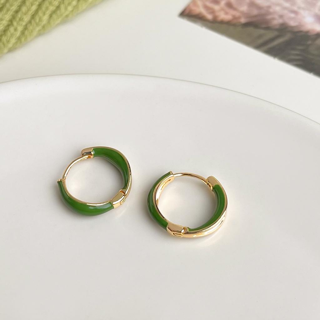 Зелені сережки з квітами в стилі Морі: Стильний, Універсальний та Елегантний для Жінок
Зелені сережки з квітами в стилі Морі: Стильний, Універсальний та Елегантний для Жінок