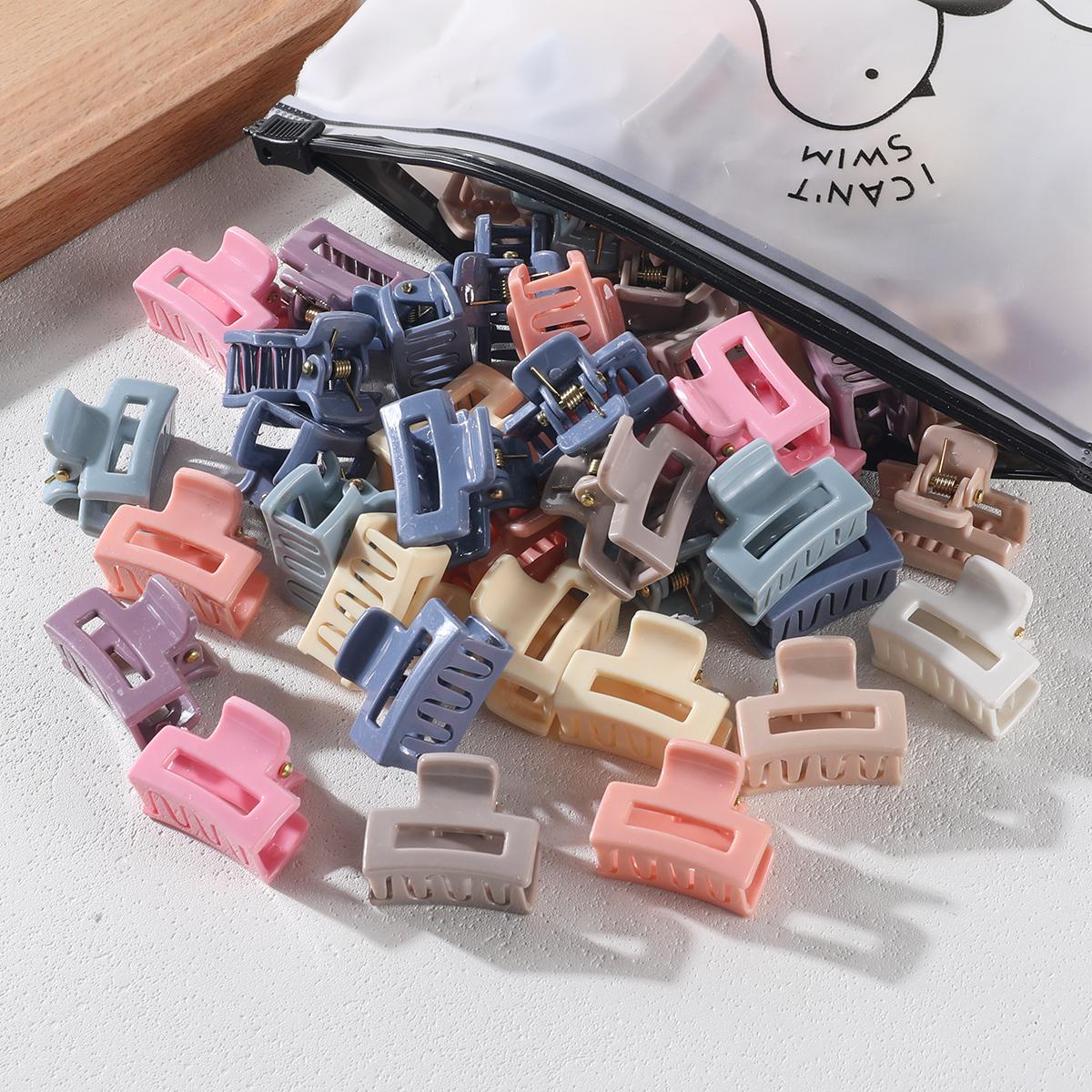 20Pcs Small Hollow Hair Claw Clip for Women Girls Mini Crab Clips 1 Inch Sweet Horsetail Hairpins Girs Hair Accessories
20Pcs Small Hollow Hair Claw Clip for Women Girls Mini Crab Clips 1 Inch Sweet Horsetail Hairpins Girs Hair Accessories