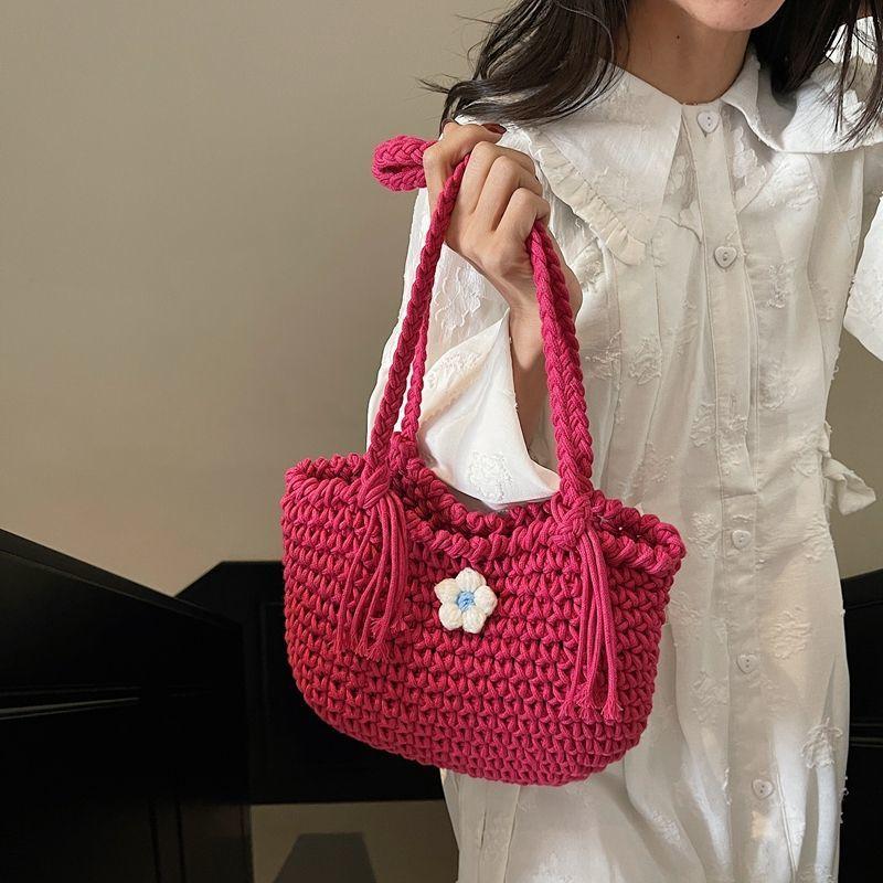 Flower-Embellished Straw Woven Tote Shoulder Bag for Women - Spring/Summer Beach Vacation Style рожевий червоний колір
Flower-Embellished Straw Woven Tote Shoulder Bag for Women - Spring/Summer Beach Vacation Style рожевий червоний колір