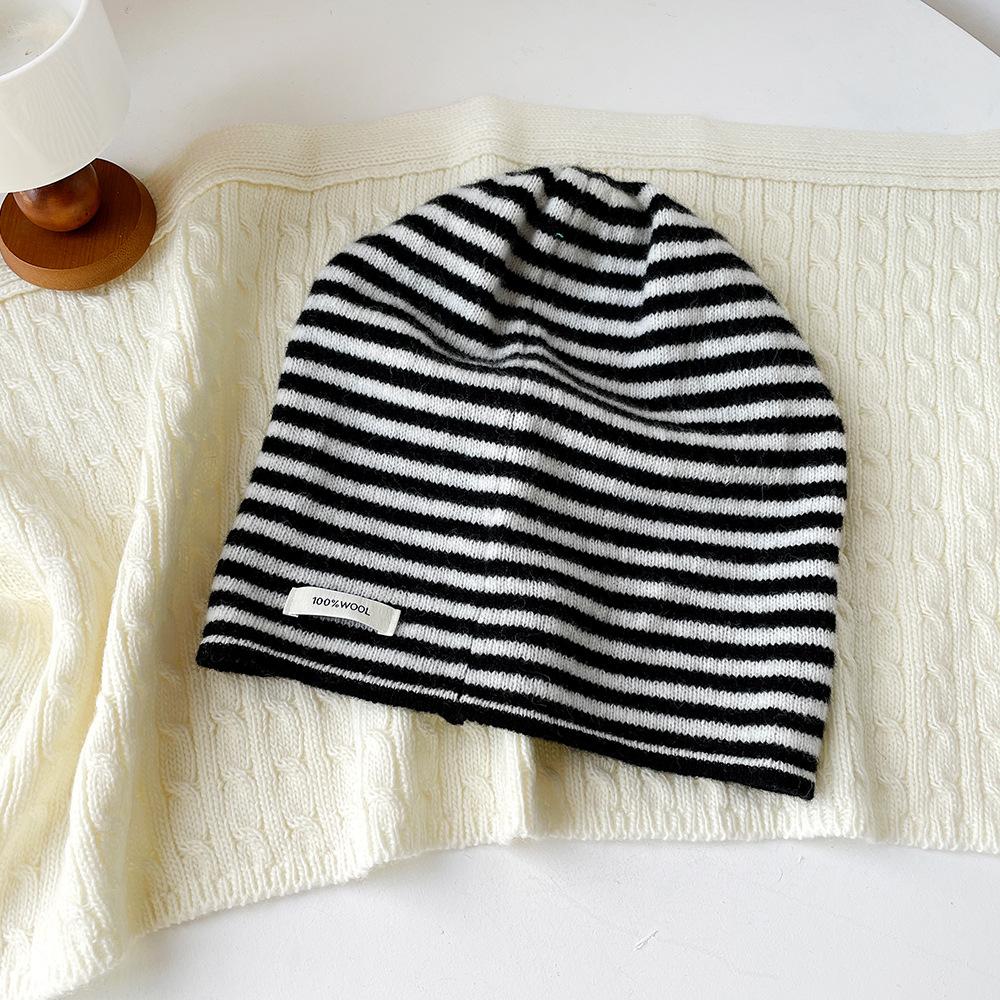 Classic striped headgear pure wool knitted hat women s autumn and winter warm fashion versatile headgear cold hat 31*30cm
Classic striped headgear pure wool knitted hat women s autumn and winter warm fashion versatile headgear cold hat 31*30cm