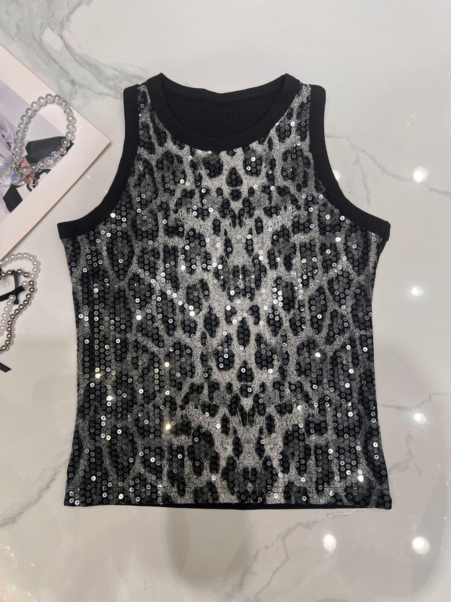 Sexy Leopard Print Sequin Halter Top - European & American Street Style Women s Outerwear XXL чорний колір сірий
Sexy Leopard Print Sequin Halter Top - European & American Street Style Women s Outerwear XXL чорний колір сірий