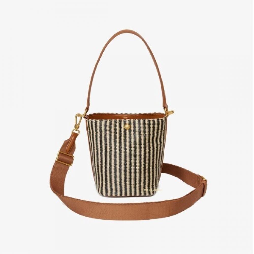 Lacoste Summer Pack Small Bucket Bag Kp Nf5246p56gt46
Lacoste Summer Pack Small Bucket Bag Kp Nf5246p56gt46