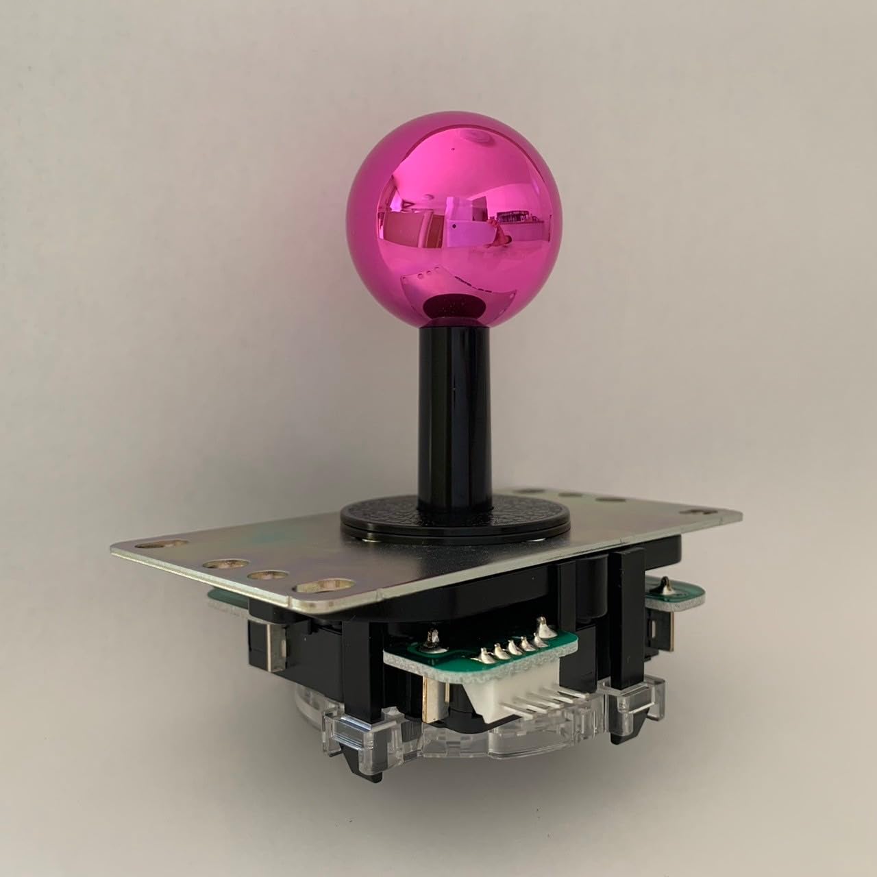 Sanwa Electronics Board Type Joystick Lever Metallic Pink Flat Iron Plate with Shaft Cover JLX-TP-8YT-SK-JP
Sanwa Electronics Board Type Joystick Lever Metallic Pink Flat Iron Plate with Shaft Cover JLX-TP-8YT-SK-JP
