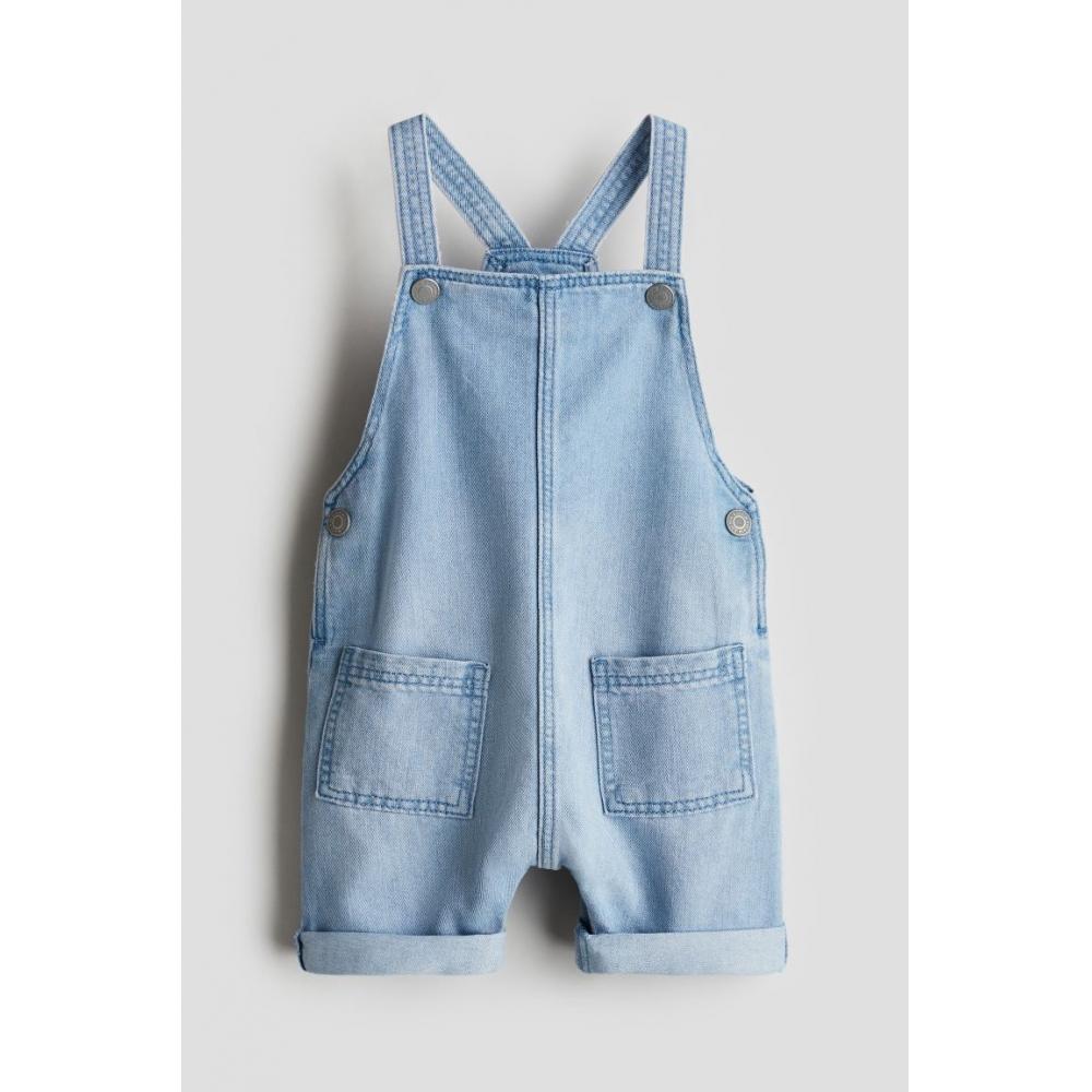 Джинсовый комбинезон HM Светло-джинсовый синий 
Джинсовый комбинезон HM Светло-джинсовый синий