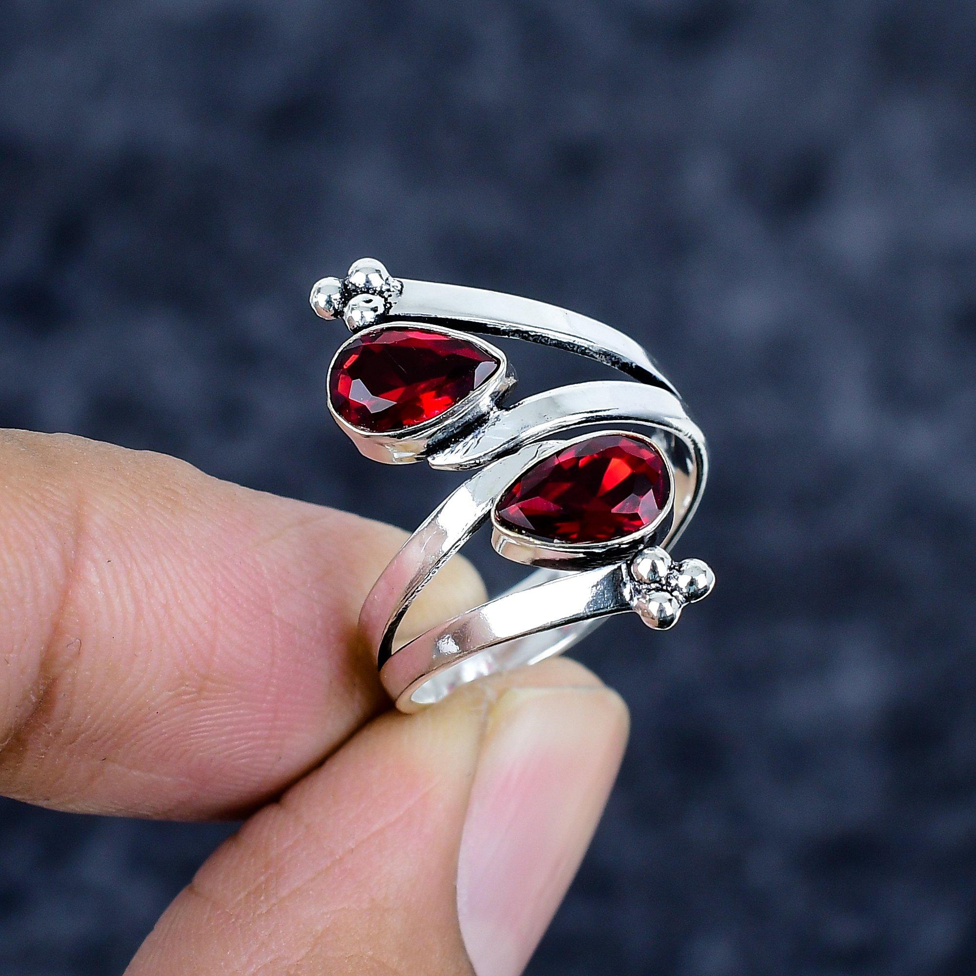 Mozambique Garnet Gemstone Handmade 925 Sterling Silver Jewelry Ring Size 7 MM-3419
Mozambique Garnet Gemstone Handmade 925 Sterling Silver Jewelry Ring Size 7 MM-3419