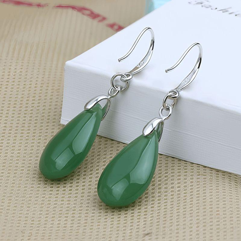 Retro Green Circle Ear Cuffs: Women s Ancient Chinese Style Cheongsam Earrings Gold Plated
Retro Green Circle Ear Cuffs: Women s Ancient Chinese Style Cheongsam Earrings Gold Plated