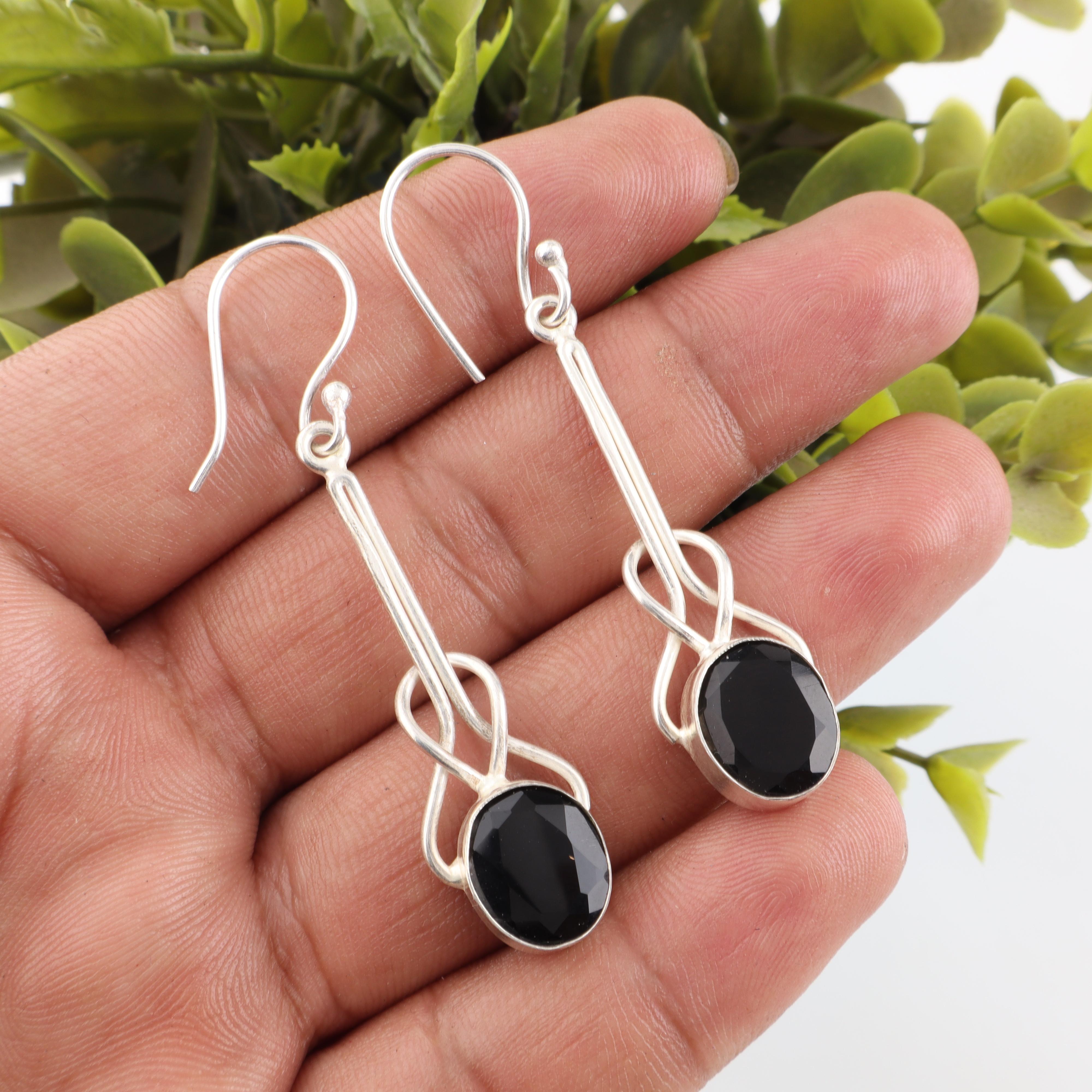Серьги из цельного серебра 925 пробы с черным ониксом, серьги с драгоценными камнями ручной работы, подарки жене, абсолютно новые серьги 1.76 Inches чёрный
Серьги из цельного серебра 925 пробы с черным ониксом, серьги с драгоценными камнями ручной работы, подарки жене, абсолютно новые серьги 1.76 Inches чёрный