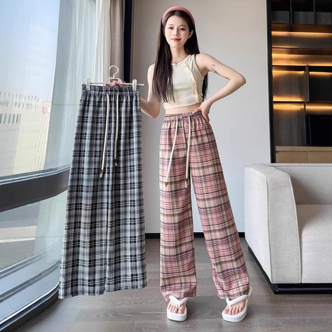 Women s 2025 Retro Pink Plaid Wide-Leg Floor-Length Pants, Slimming Loose Fit, 145 Petite XS (60-79 lbs)
Women s 2025 Retro Pink Plaid Wide-Leg Floor-Length Pants, Slimming Loose Fit, 145 Petite XS (60-79 lbs)