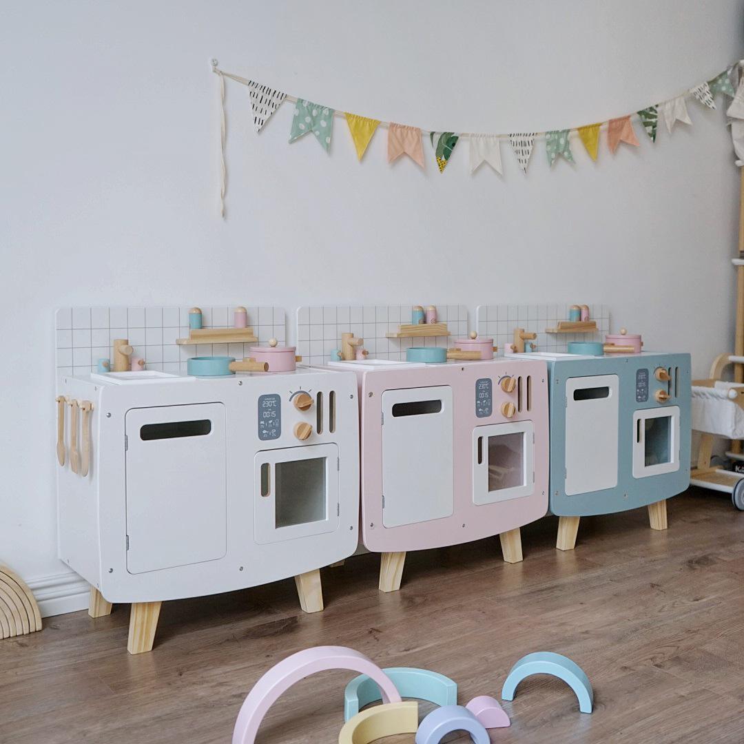 Ретро Деревянная Игровая Кухня для Детей 3-5 лет - Набор Кухонных Игрушек для Мальчиков и Девочек
Ретро Деревянная Игровая Кухня для Детей 3-5 лет - Набор Кухонных Игрушек для Мальчиков и Девочек