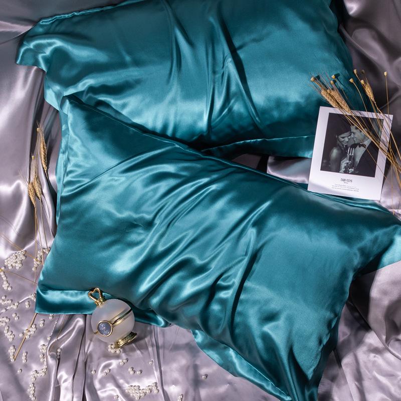Solid Color Mulberry Silk Pillowcase - Adult Silky Ice Silk Cover 48x74cm (1 piece)
Solid Color Mulberry Silk Pillowcase - Adult Silky Ice Silk Cover 48x74cm (1 piece)