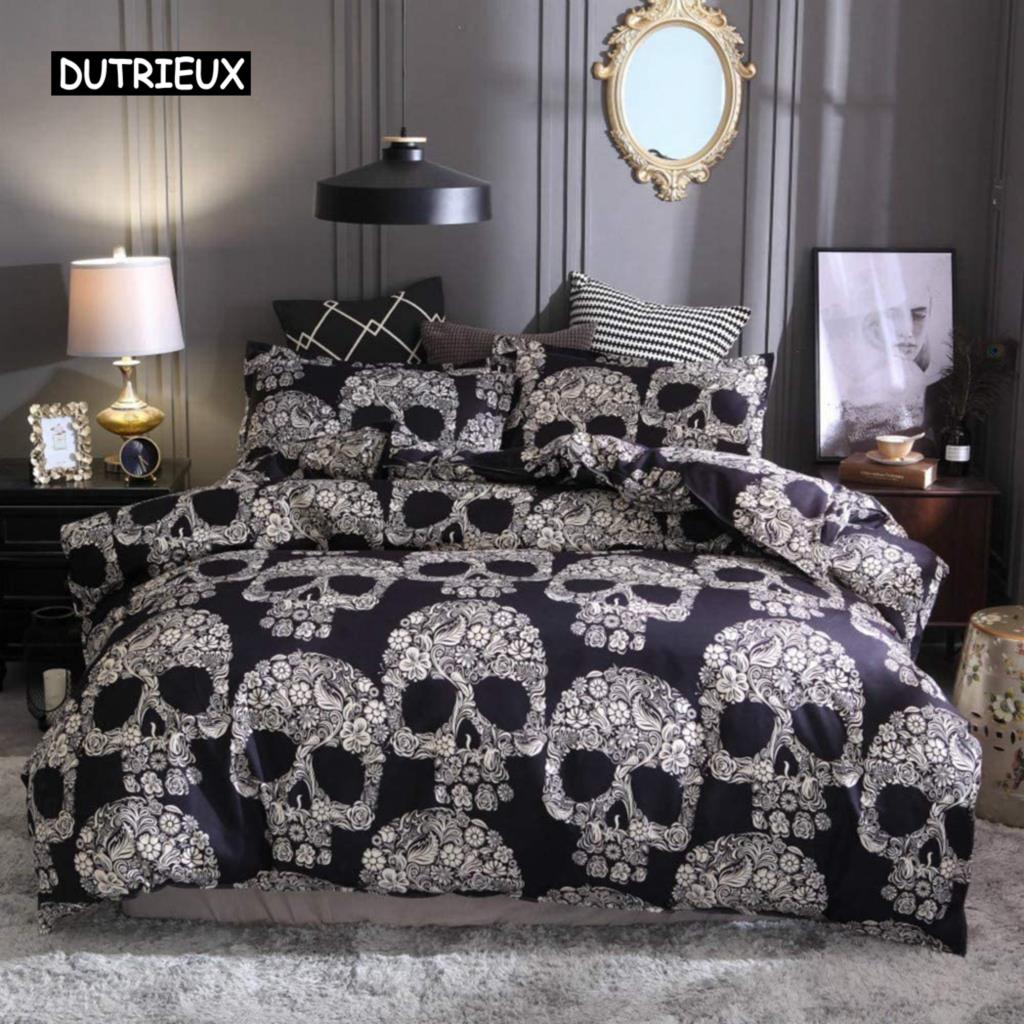 Комплект пододеяльников с черепом, комплект постельного белья Queen из 3 предметов, черный, с рисунком «Красота», комплект постельного белья с декором на Хэллоуин, мягкий комплект постельного белья из микрофибры EU single(135x200cm)
Комплект пододеяльников с черепом, комплект постельного белья Queen из 3 предметов, черный, с рисунком «Красота», комплект постельного белья с декором на Хэллоуин, мягкий комплект постельного белья из микрофибры EU single(135x200cm)