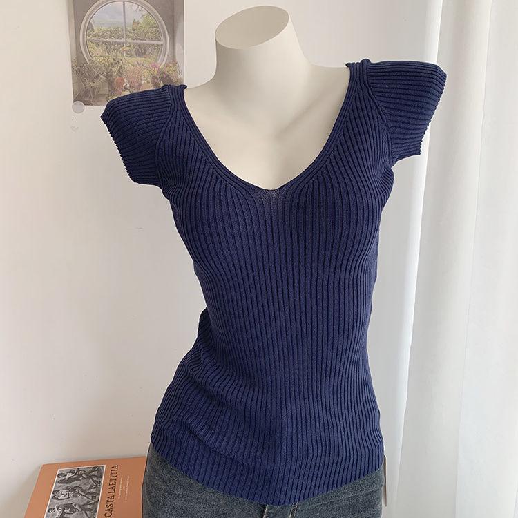 Летняя фиолетовая трикотажная футболка с коротким рукавом из ледяного шелка в корейском стиле, женская приталенная с глубоким вырезом и оборками S (recommended 80-90 jin) темно-синий
Летняя фиолетовая трикотажная футболка с коротким рукавом из ледяного шелка в корейском стиле, женская приталенная с глубоким вырезом и оборками S (recommended 80-90 jin) темно-синий