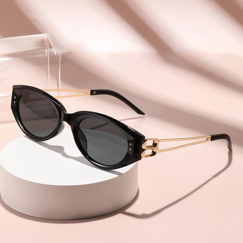 Cat s Eye Sunglasses Women s Small Frame Versatile Sunglasses Retro Fashion, Uv Protection, Premium Sensation Sunglasses 6103 золотий
Cat s Eye Sunglasses Women s Small Frame Versatile Sunglasses Retro Fashion, Uv Protection, Premium Sensation Sunglasses 6103 золотий