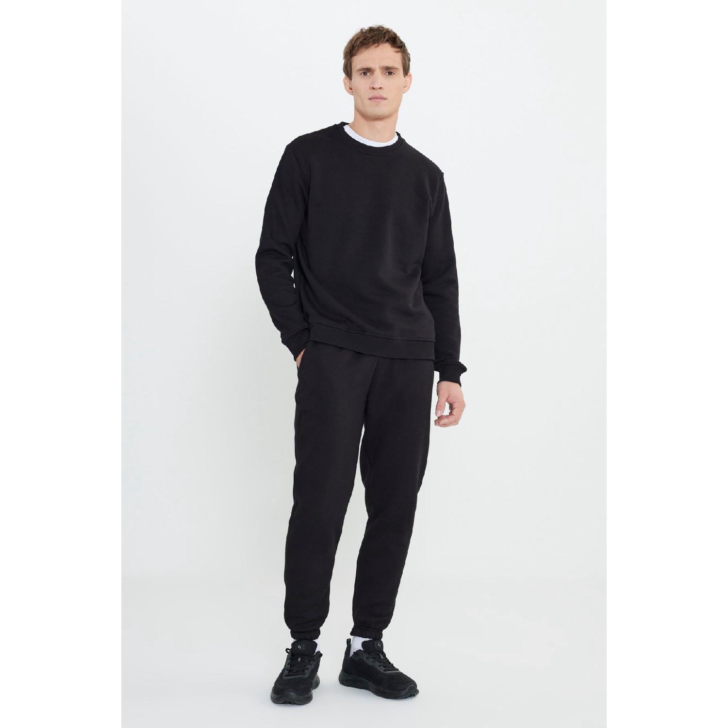 Men s Black Warm Cotton 3 Thread Fleece Tracksuit Standard Fit Pocket Bottom Top 2 Piece S чёрный
Men s Black Warm Cotton 3 Thread Fleece Tracksuit Standard Fit Pocket Bottom Top 2 Piece S чёрный