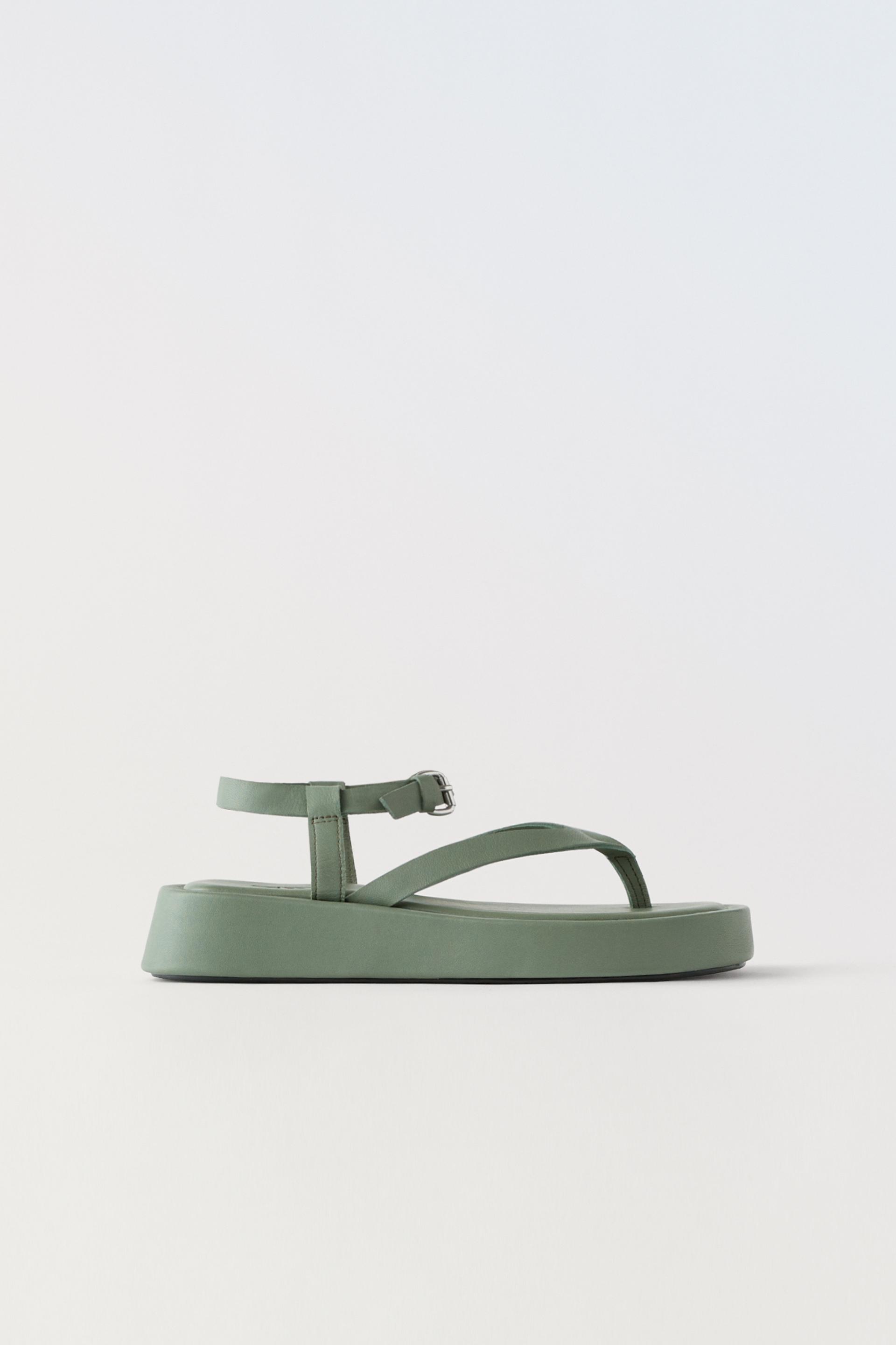 КОЖАНЫЕ САНДАЛИИ 
КОЖАНЫЕ САНДАЛИИ