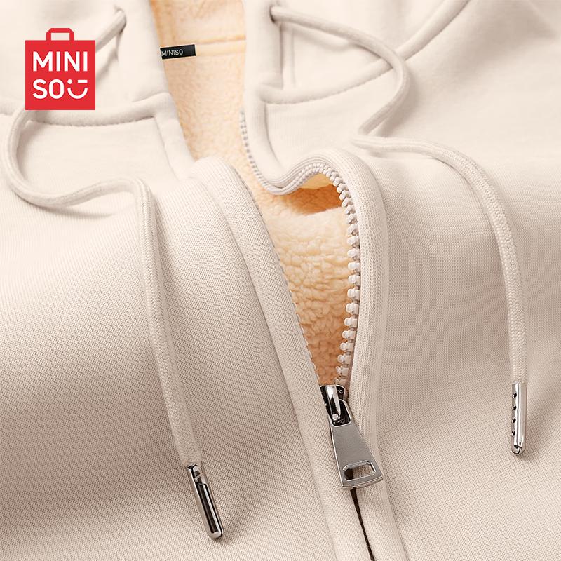 MINISO Men s Thick Hooded Fleece Cardigan XL
MINISO Men s Thick Hooded Fleece Cardigan XL