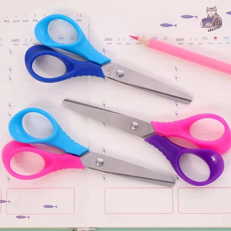 5Pcs Children Cartoon Round Head Safety Scissors with Plastic DIY Manual Paper-cut Kindergarten Art Designer Stationery
5Pcs Children Cartoon Round Head Safety Scissors with Plastic DIY Manual Paper-cut Kindergarten Art Designer Stationery