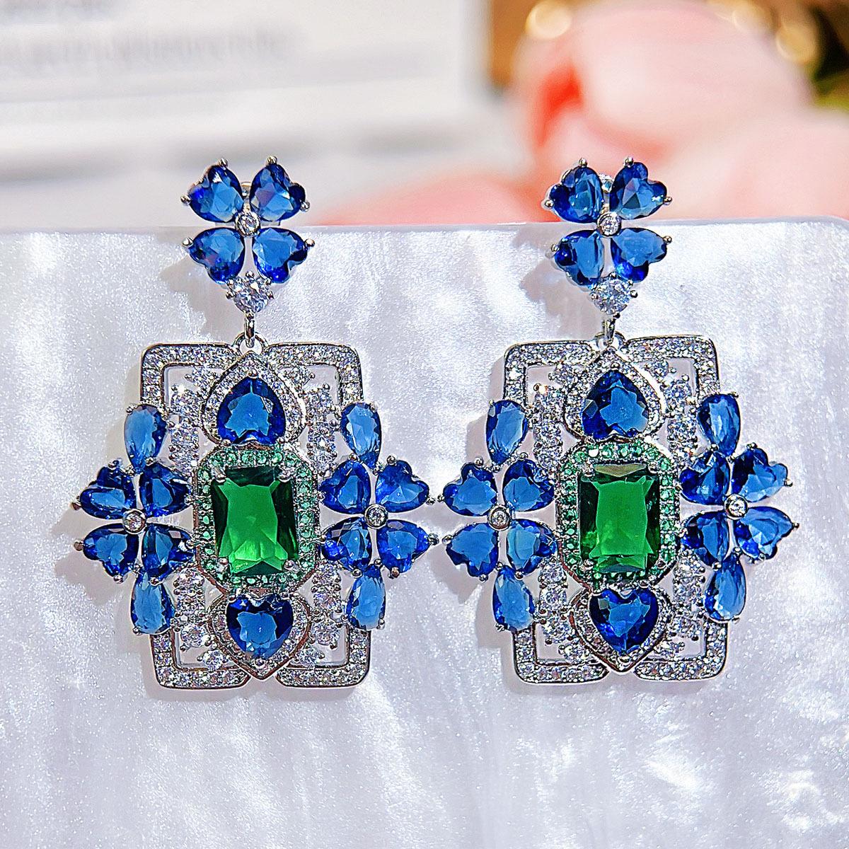 Version of Fashion S925 Silver Needle Micro-inlaid Gemstone Red Diamond Love Zircon Earrings Women s Light Luxury Flower Temperament Earrings 2026 синий
Version of Fashion S925 Silver Needle Micro-inlaid Gemstone Red Diamond Love Zircon Earrings Women s Light Luxury Flower Temperament Earrings 2026 синий